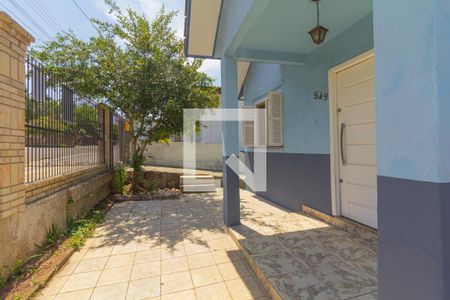 Casa à venda com 150m², 4 quartos e 3 vagas Casa à venda com 150m², 4 quartos e 3 vagasFachada