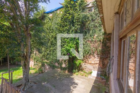 Casa à venda com 150m², 4 quartos e 3 vagas Casa à venda com 150m², 4 quartos e 3 vagasQuintal