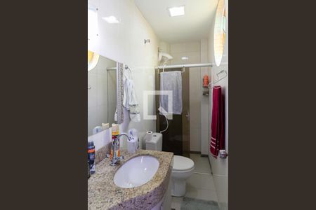 Apartamento à venda com 80m², 3 quartos e 1 vagaBanheiro da suíte