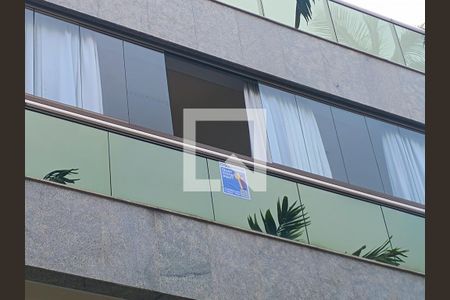 Apartamento à venda com 120m², 3 quartos e 2 vagas Apartamento à venda com 120m², 3 quartos e 2 vagasPlaquinha Instalada