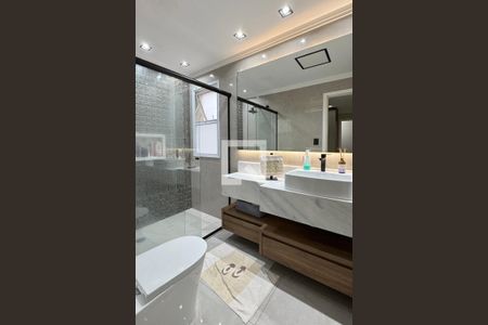 Apartamento à venda com 144m², 3 quartos e 2 vagasBanheiro da Suíte 1