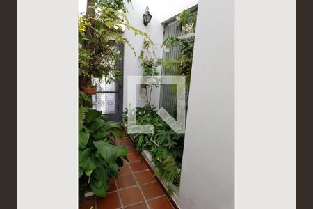 Casa à venda com 160m², 3 quartos e 2 vagas