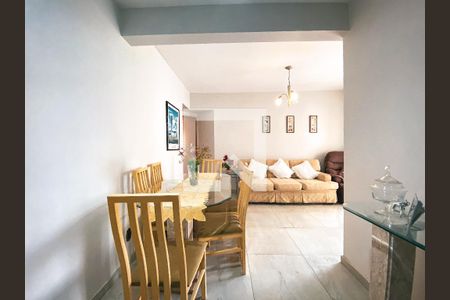 Apartamento à venda com 61m², 3 quartos e 1 vaga Apartamento à venda com 61m², 3 quartos e 1 vagaSala de Jantar