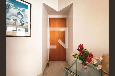 Apartamento à venda com 61m², 3 quartos e 1 vaga Apartamento à venda com 61m², 3 quartos e 1 vagaCorredor