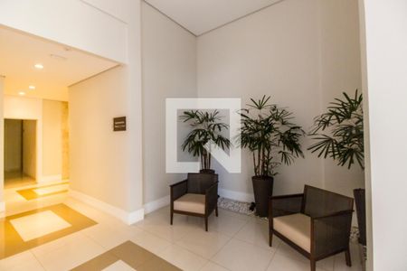 Apartamento à venda com 84m², 2 quartos e 2 vagasHall social