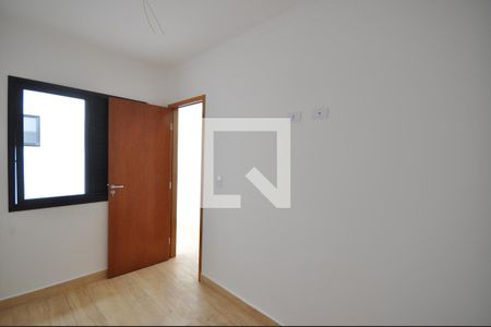 Casa à venda com 105m², 3 quartos e 2 vagasQuarto 2