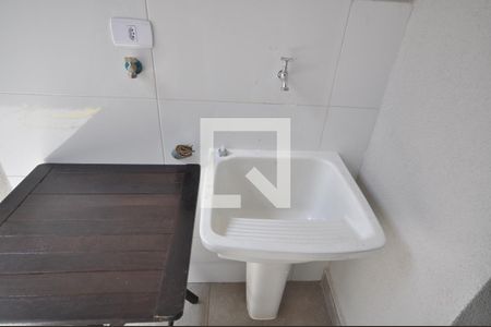 Casa à venda com 105m², 3 quartos e 2 vagasÁrea de Serviço