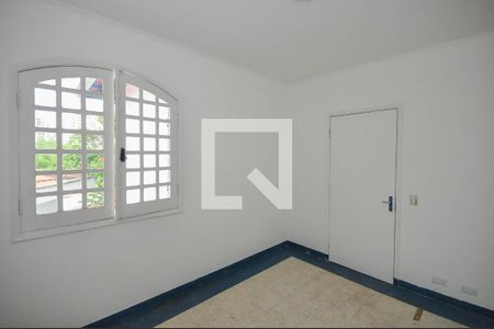 Casa para alugar com 234m², 4 quartos e 3 vagas Casa para alugar com 234m², 4 quartos e 3 vagasQuarto 2
