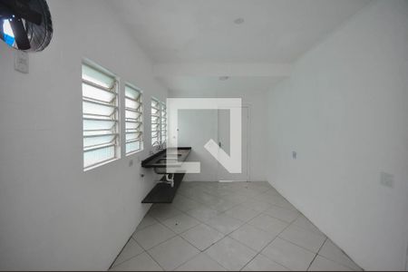 Casa para alugar com 234m², 4 quartos e 3 vagas Casa para alugar com 234m², 4 quartos e 3 vagasCozinha