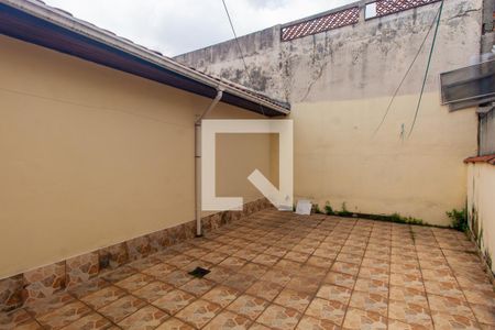 Casa à venda com 380m², 1 quarto e 4 vagas Casa à venda com 380m², 1 quarto e 4 vagasCasa 2 - Quintal