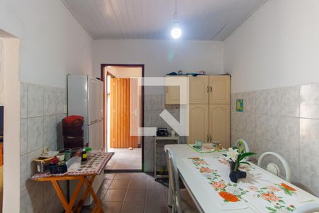 Casa à venda com 380m², 1 quarto e 4 vagas Casa à venda com 380m², 1 quarto e 4 vagasCasa 2 - Cozinha