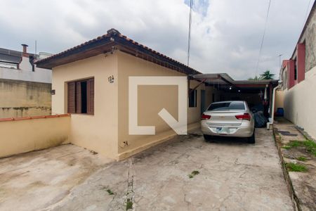 Casa à venda com 380m², 1 quarto e 4 vagas Casa à venda com 380m², 1 quarto e 4 vagasGaragem