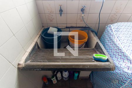 Casa à venda com 380m², 1 quarto e 4 vagas Casa à venda com 380m², 1 quarto e 4 vagasÁrea de Serviço