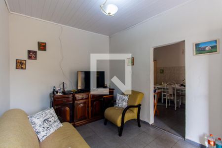 Casa à venda com 380m², 1 quarto e 4 vagas Casa à venda com 380m², 1 quarto e 4 vagasCasa 2 - Sala