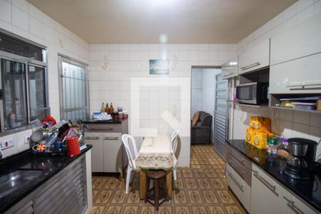 Casa à venda com 135m², 6 quartos e 2 vagasCozinha