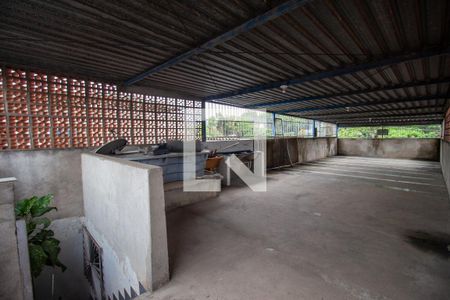 Casa à venda com 135m², 6 quartos e 2 vagasLavanderia