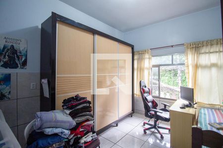 Casa à venda com 135m², 6 quartos e 2 vagasQuarto 6