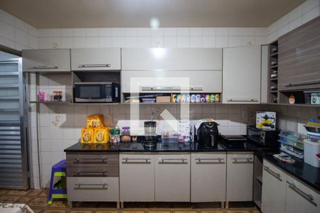 Casa à venda com 135m², 6 quartos e 2 vagasCozinha