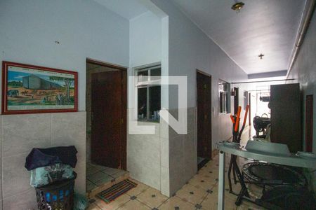 Casa à venda com 135m², 6 quartos e 2 vagasCorredor