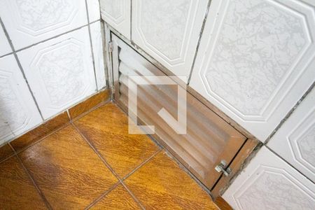 Casa à venda com 135m², 6 quartos e 2 vagasBanheiro 2