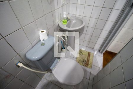 Casa à venda com 135m², 6 quartos e 2 vagasBanheiro 2