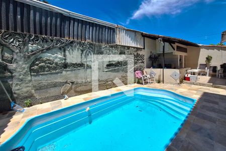 Casa à venda com 524m², 7 quartos e 3 vagas Casa à venda com 524m², 7 quartos e 3 vagasPiscina