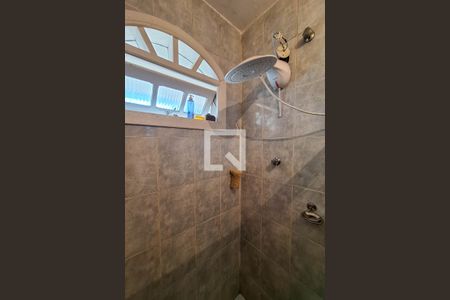 Casa à venda com 524m², 7 quartos e 3 vagas Casa à venda com 524m², 7 quartos e 3 vagasBanheiro Social