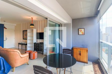 Apartamento à venda com 41m², 1 quarto e 1 vaga Apartamento à venda com 41m², 1 quarto e 1 vagaVaranda