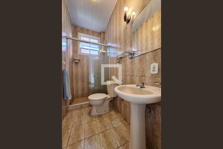 Casa à venda com 360m², 3 quartos e 2 vagas Casa à venda com 360m², 3 quartos e 2 vagasBanheiro Social