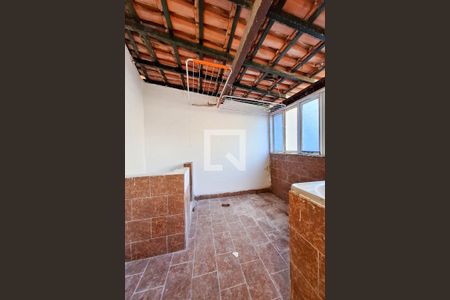 Casa à venda com 360m², 3 quartos e 2 vagas Casa à venda com 360m², 3 quartos e 2 vagasÁrea de Serviço