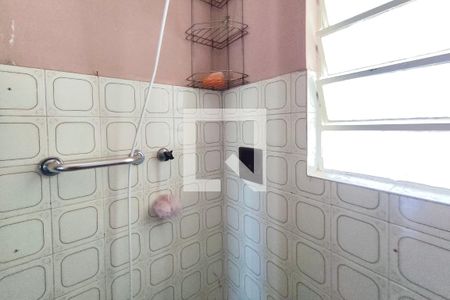 Casa à venda com 285m², 2 quartos e 2 vagas Casa à venda com 285m², 2 quartos e 2 vagasBanheiro