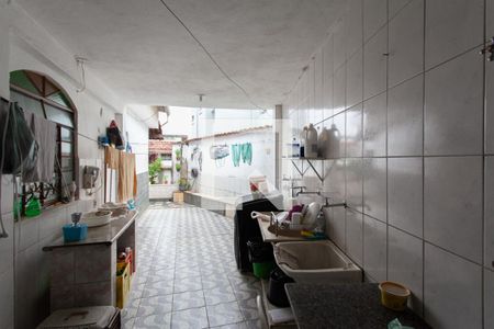 Casa à venda com 284m², 6 quartos e 6 vagas Casa à venda com 284m², 6 quartos e 6 vagasÁrea de Serviço