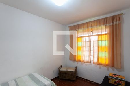 Casa à venda com 284m², 6 quartos e 6 vagas Casa à venda com 284m², 6 quartos e 6 vagasQuarto 3