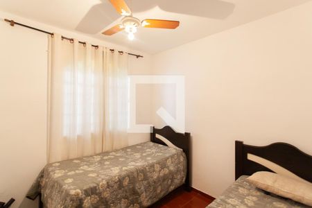 Casa à venda com 284m², 6 quartos e 6 vagas Casa à venda com 284m², 6 quartos e 6 vagasQuarto 2