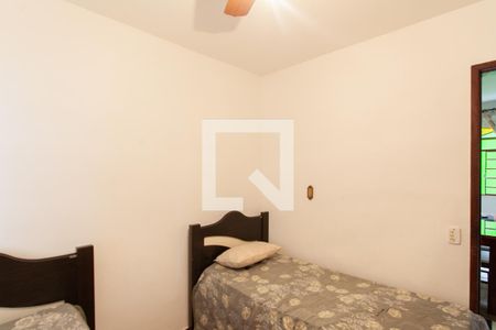 Casa à venda com 284m², 6 quartos e 6 vagas Casa à venda com 284m², 6 quartos e 6 vagasQuarto 2