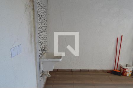 Casa de condomínio à venda com 90m², 2 quartos e 1 vaga Casa de condomínio à venda com 90m², 2 quartos e 1 vagaÁrea de Serviço