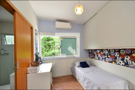 Casa à venda com 340m², 4 quartos e 2 vagas Casa à venda com 340m², 4 quartos e 2 vagasSuite3