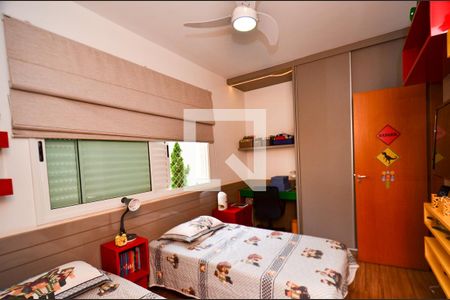 Casa à venda com 340m², 4 quartos e 2 vagas Casa à venda com 340m², 4 quartos e 2 vagasSuite2