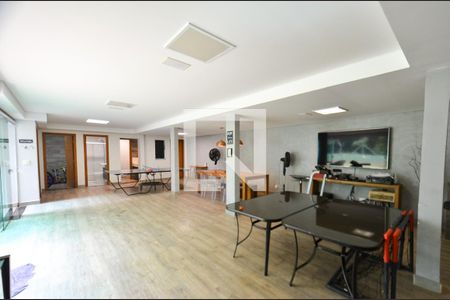 Casa à venda com 340m², 4 quartos e 2 vagas Casa à venda com 340m², 4 quartos e 2 vagasEspaço gourmet