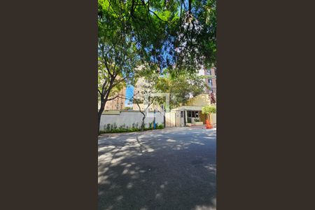 Apartamento à venda com 48m², 2 quartos e 1 vaga Apartamento à venda com 48m², 2 quartos e 1 vagaFachada