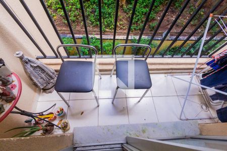 Apartamento à venda com 48m², 2 quartos e 1 vaga Apartamento à venda com 48m², 2 quartos e 1 vagaVaranda