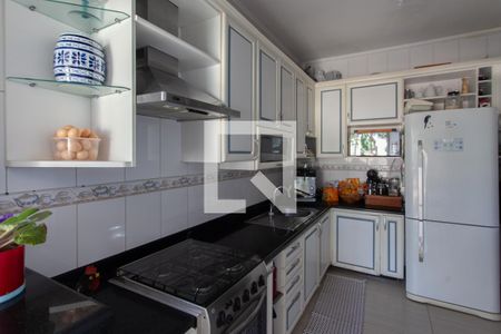 Casa à venda com 118m², 3 quartos e 2 vagas Casa à venda com 118m², 3 quartos e 2 vagasCozinha