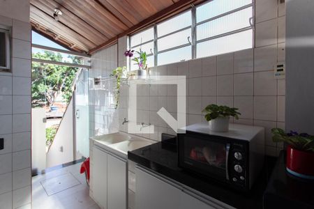 Casa à venda com 118m², 3 quartos e 2 vagas Casa à venda com 118m², 3 quartos e 2 vagasÁrea de Serviço