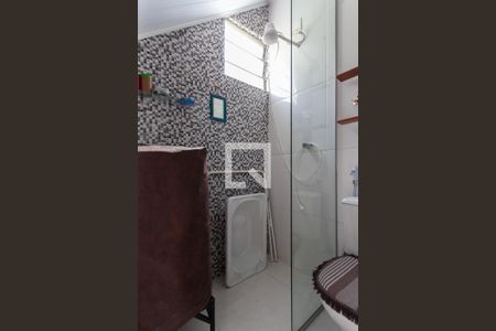 Casa à venda com 118m², 3 quartos e 2 vagas Casa à venda com 118m², 3 quartos e 2 vagasBanheiro Social 2