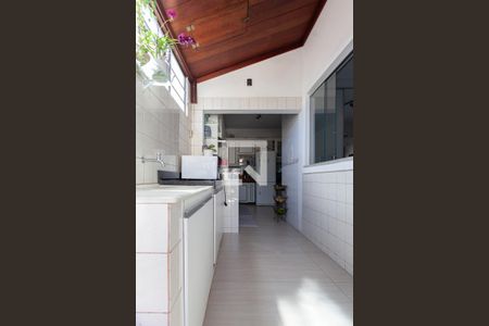 Casa à venda com 118m², 3 quartos e 2 vagas Casa à venda com 118m², 3 quartos e 2 vagasÁrea de Serviço