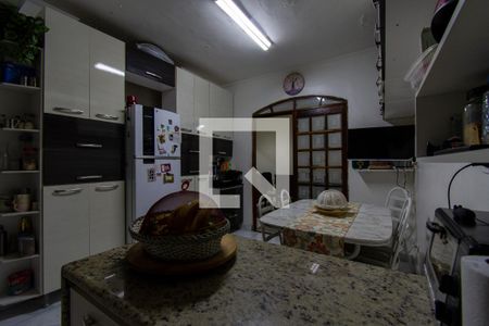 Casa à venda com 150m², 3 quartos e 3 vagas Casa à venda com 150m², 3 quartos e 3 vagasCozinha