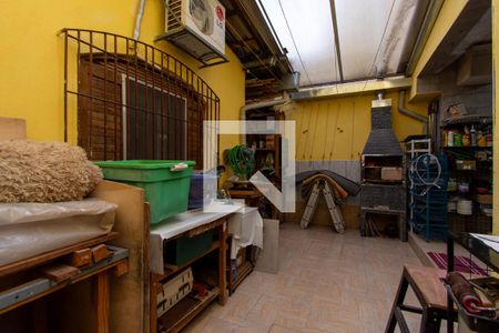 Casa à venda com 150m², 3 quartos e 3 vagas Casa à venda com 150m², 3 quartos e 3 vagasÁrea de Serviço