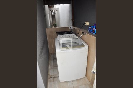 Casa à venda com 130m², 4 quartos e 1 vaga