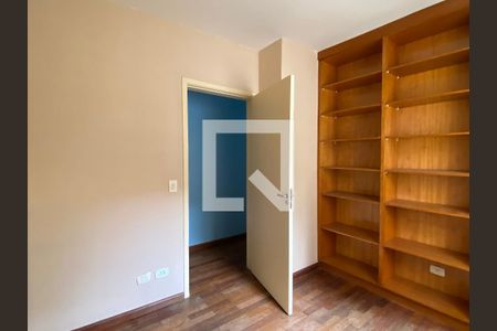 Casa à venda com 209m², 3 quartos e 5 vagas Casa à venda com 209m², 3 quartos e 5 vagasQuarto 1