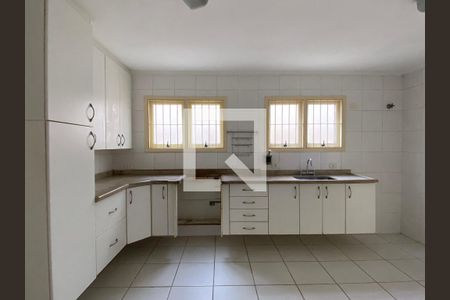 Casa à venda com 209m², 3 quartos e 5 vagas Casa à venda com 209m², 3 quartos e 5 vagasCozinha